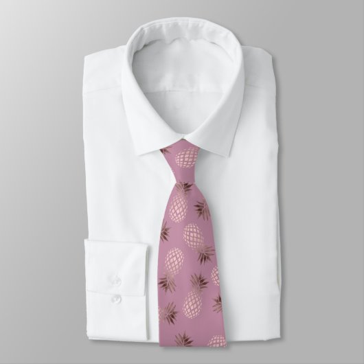 Cravate Motif rose élégant et mignon d'ananas d'or (Attaché)