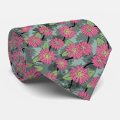 Cravate Motif rose et vert (Roulé)