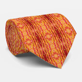 Cravate Motif rouge et jaune (Roulé)