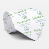 Cravate Namaste - avec la citation et le symbole de l'OM (Roulé)