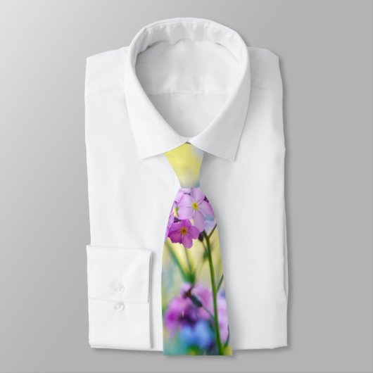 Cravate Ne pas oublier les fleurs (Attaché)