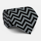 Cravate Noir, Charbon Grand Motif Chevron ZigZag (Roulé)