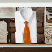 Cravate Nom orange brûlé motif script moderne