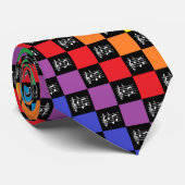 Cravate Notes noires et musicales d'arc-en-ciel Checkered (Roulé)