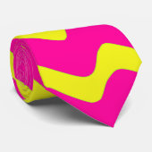 Cravate ondes jaunes roses chaudes et néon (Roulé)