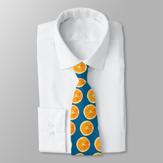 Cravate orange (Attaché)