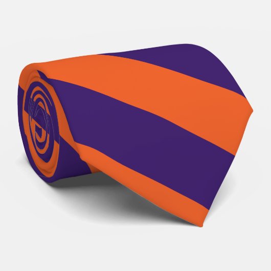 Cravate orange et pourpre de rayure d'université (Roulé)