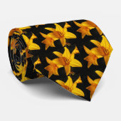 Cravate Orchidée jaune (Roulé)