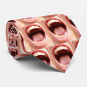 CRAVATE OUVERTE FOLLE DE BOUCHE (Roulé)