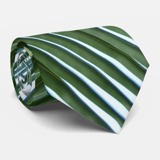 Cravate Overlapping Palm Fronds Tropical Green Abstract (Roulé)