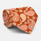 Cravate Paisley motif, Mandarin Orange et Blanc (Roulé)