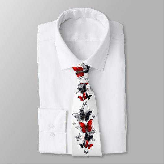 Cravate Papillons noirs et rouges volants (Attaché)