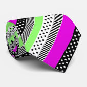 Cravate Patchwork de rayures noir et blanc et néon (Roulé)