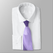 Cravate Pétales de fleurs violettes Ultra violet noir (Attaché)