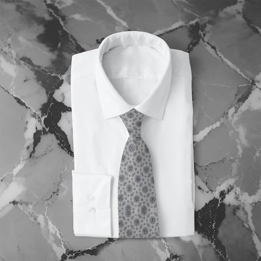 Cravate Petite florale blanche tombée au motif rural