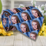 Cravate Photo de famille personnalisée<br><div class="desc">Téléchargez une photo et créez facilement votre cravate photo motif personnalisé. Vous pouvez TRANSFÉRER ce DESIGN sur d'autres produits Zazzle et l'ajuster à la plupart des articles Zazzle. Vous pouvez également cliquer sur CUSTOMISER PLUS LOIN pour ajouter, supprimer ou modifier des détails comme la couleur arrière - plan, le texte,...</div>