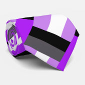 Cravate Plaid en noir, blanc, gris et violet moderne (Roulé)