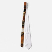Cravate Plume, papiers et pipe (Dos)