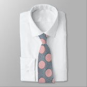 Cravate Points roses sur impression cuir gris (Attaché)