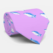 Cravate Poisson bleu sur lilas (Roulé)