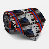 Cravate Poutine avec le drapeau russe (Roulé)