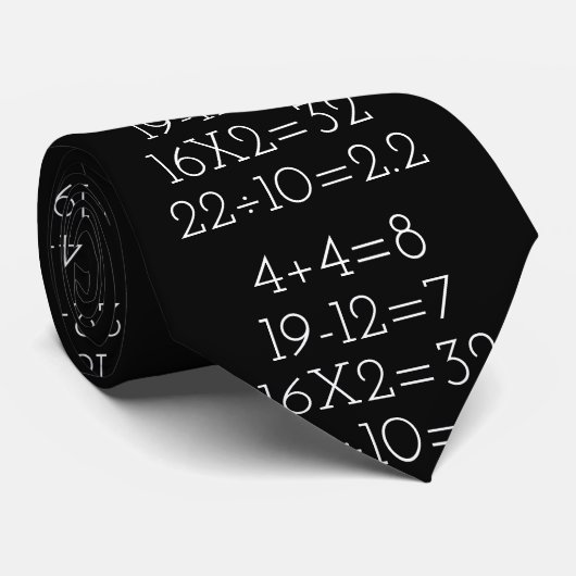 Cravate problèmes mathématiques sur noir (Roulé)