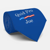 Cravate Quid Pro Joe (Roulé)