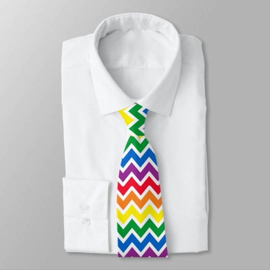 Cravate Rainbow Chevron (Attaché)