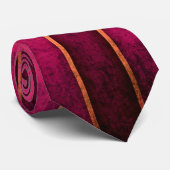 Cravate Raspberry Gold Stripe Moderne Hot Rose Mens Cravat (Roulé)