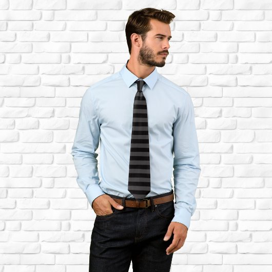 Cravate Rayure horizontale noire et gris foncé