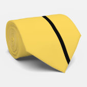 Cravate Rayure verticale noire mince sur la moutarde (Roulé)