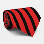 Cravate Rayure verticale rouge et noire (Roulé)