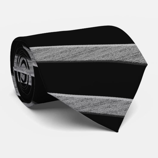 Cravate Rayures argentées et noires (Roulé)