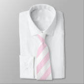 Cravate Rayures blanches et rose-clair (Attaché)