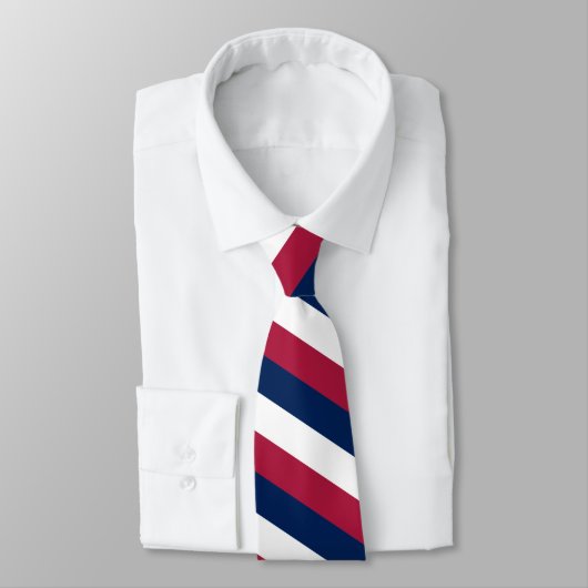 Cravate Rayures diagonales blanches et bleues rouges (Attaché)