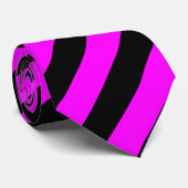 Cravate Rayures diagonales noires et magenta (Roulé)