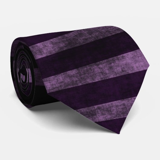 Cravate Rayures ensorcelantes en violet et noir (Roulé)