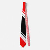 Cravate Rayures rouges et noires sur fond blanc (Devant)