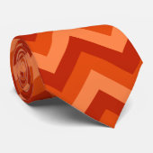 Cravate Rayures rouges et oranges de Chevron (Roulé)