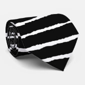 Cravate Rayures rugueuses audacieuses - noir sur le blanc (Roulé)