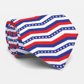 Cravate Red White and Blue Stars and Stripes Chevron (Roulé)