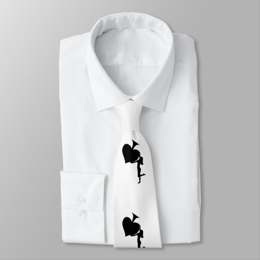 Cravate Reine des pique tenant de l'As noir Thunder_Cove (Attaché)