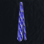 Cravate Rêves de maquillage en bleu<br><div class="desc">Paquet d'origine bleue et dreidel.</div>