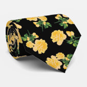 Cravate Roses jaunes Motif floral sur noir (Roulé)