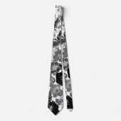 Cravate Roses noirs et blancs à grandes fleurs (Devant)