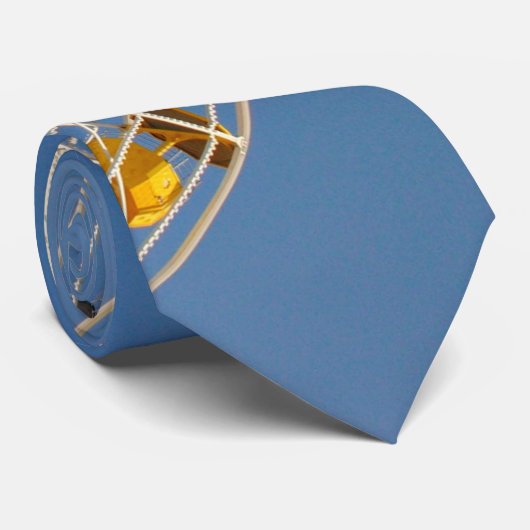 Cravate Roue orientée, roue de Ferris blanche avec Bas (Roulé)