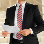 Cravate Rouge classique et rayures de marine<br><div class="desc">Design à rayures classiques qui peut être facilement personnalisé pour un cadeau de fête des pères,  cadeau de mariage pour vos groomsmen,  événements d'entreprise,  etc</div>