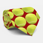 Cravate rouge de balle de tennis (Roulé)