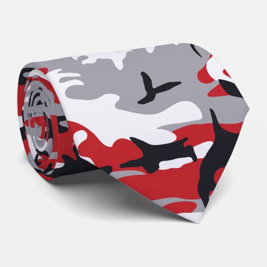 Cravate rouge de camouflage (Roulé)