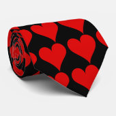 Cravate rouge de coeur (Roulé)